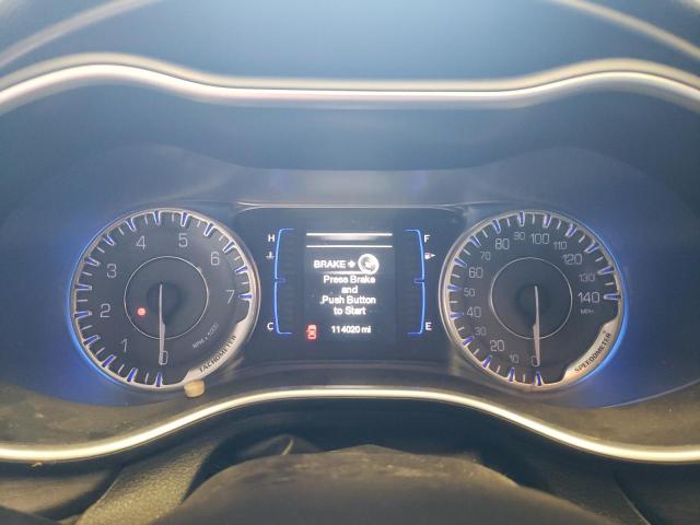 Photo 9 from auction – 2015 CHRYSLER 200 LIMITE with VIN 1C3CCCAB3FN652746