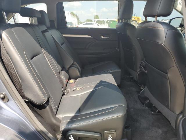 Photo 11 from auction – 2015 TOYOTA HIGHLANDER with VIN 5TDJKRFH5FS113691
