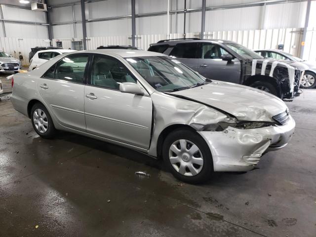 Photo 4 from auction – 2004 TOYOTA CAMRY LE with VIN 4T1BE30K14U795888