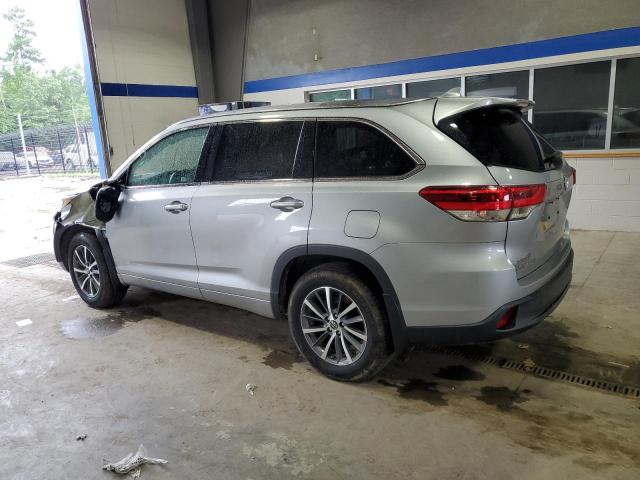 Photo 2 from auction – 2017 TOYOTA HIGHLANDER with VIN 5TDJZRFHXHS391436