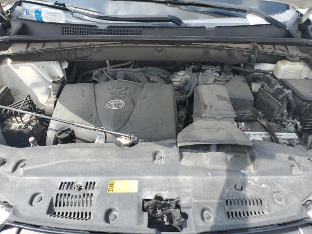 Photo 11 from auction – 2018 TOYOTA HIGHLANDER with VIN 5TDKZRFH7JS283690