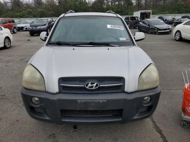 Photo 5 from auction – 2005 HYUNDAI TUCSON with VIN KM8JN72D35U138125