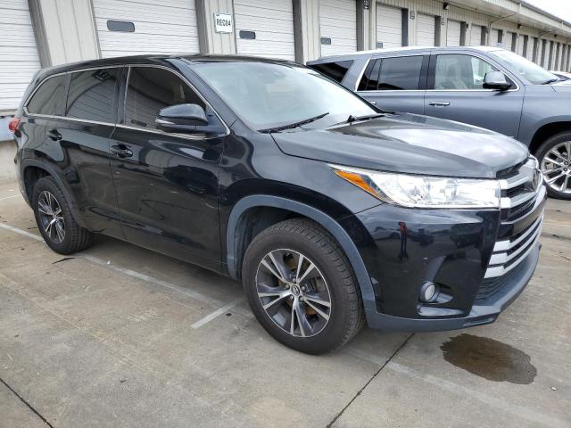 Photo 4 from auction – 2017 TOYOTA HIGHLANDER with VIN 5TDZZRFH9HS230059
