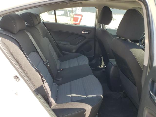 Photo 10 from auction – 2018 KIA FORTE LX with VIN 3KPFL4A72JE218258