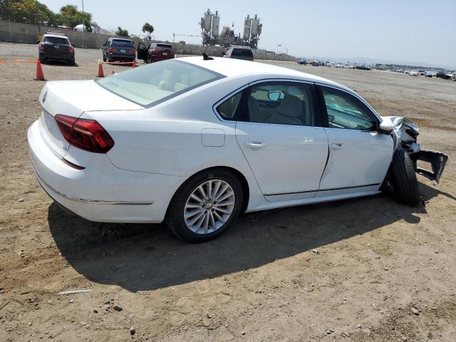 Photo 3 from auction – 2017 VOLKSWAGEN PASSAT SE with VIN 1VWBT7A34HC052286