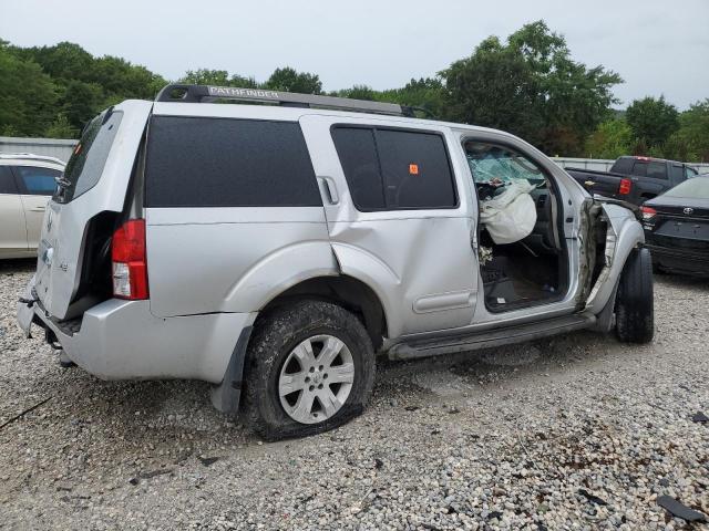 Photo 3 from auction – 2005 NISSAN PATHFINDER with VIN 5N1AR18W65C712328