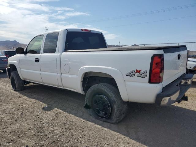 Photo 2 from auction – 2004 CHEVROLET SILVERADO with VIN 1GCHK29U54E295751