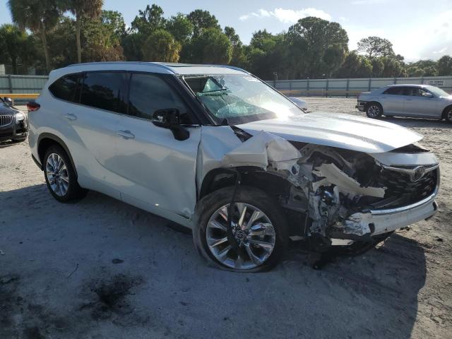 Photo 4 from auction – 2023 TOYOTA HIGHLANDER with VIN 5TDKDRAH6PS021447