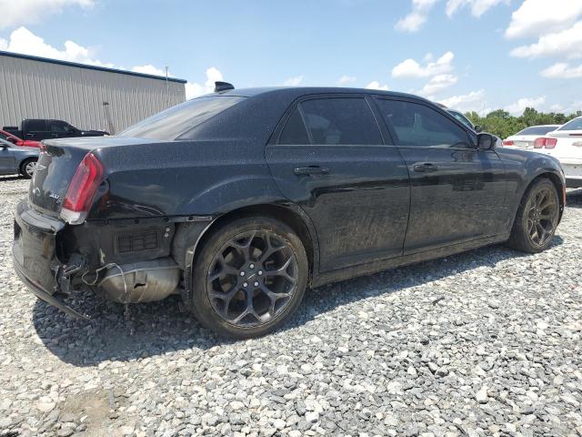 Photo 3 from auction – 2019 CHRYSLER 300 S with VIN 2C3CCABG3KH654322