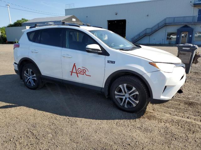 Photo 4 from auction – 2017 TOYOTA RAV4 LE with VIN 2T3BFREV2HW677641