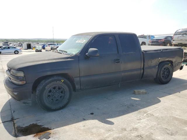CHEVROLET SILVERADO 2002 with VIN 2GCEC19WX21378070 - Photo from auction