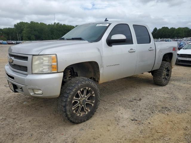 CHEVROLET SILVERADO 2011 with VIN 3GCPKTE3XBG269702 - Photo from auction
