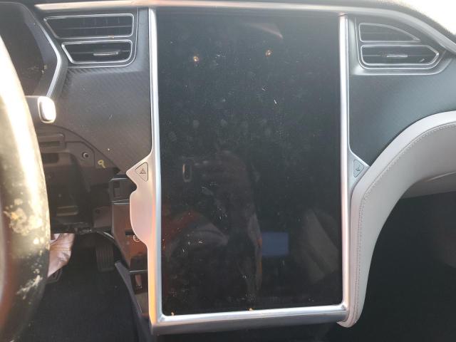 Photo 9 from auction – 2016 TESLA MODEL S with VIN 5YJSA1E14GF156583