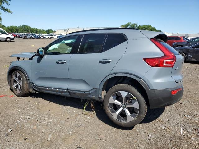 Photo 2 from auction – 2023 VOLVO XC40 PLUS with VIN YV4L12UW2P2950912