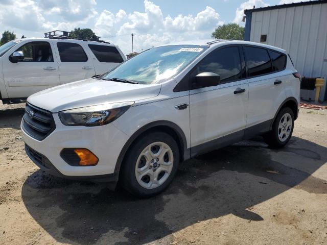 FORD ESCAPE S 2018 z numerem VIN 1FMCU0F74JUB35915 - Zdjęcie z aukcji