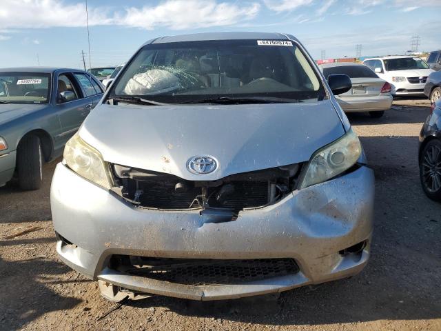 Photo 5 from auction – 2011 TOYOTA SIENNA with VIN 5TDZK3DCXBS135879