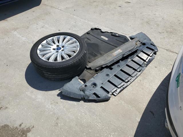 Photo 12 from auction – 2016 FORD FUSION SE with VIN 3FA6P0PU1GR194830