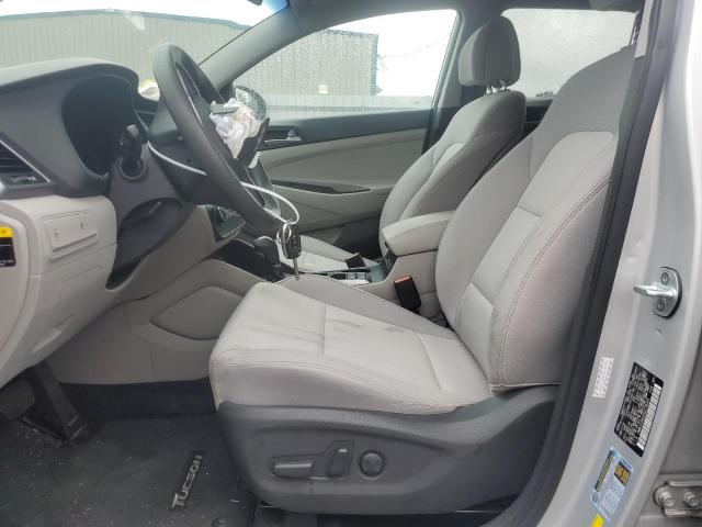 Photo 7 from auction – 2017 HYUNDAI TUCSON with VIN KM8J33A42HU278025