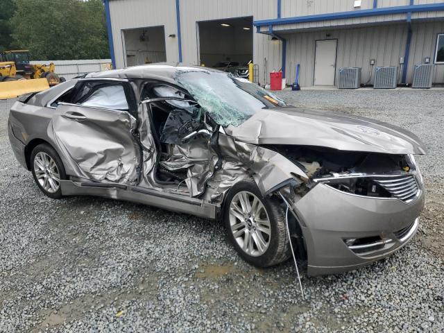 Photo 4 from auction – 2016 LINCOLN MKZ with VIN 3LN6L2G90GR613582