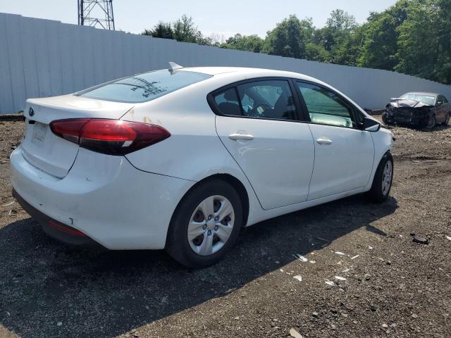 Photo 3 from auction – 2017 KIA FORTE LX with VIN 3KPFK4A73HE043791