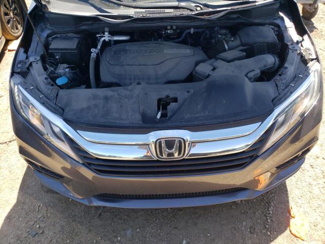 Photo 12 from auction – 2018 HONDA ODYSSEY EX with VIN 5FNRL6H53JB093777