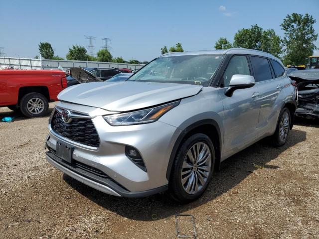 TOYOTA HIGHLANDER 2022 with VIN 5TDFZRBH2NS186328 - Photo from auction