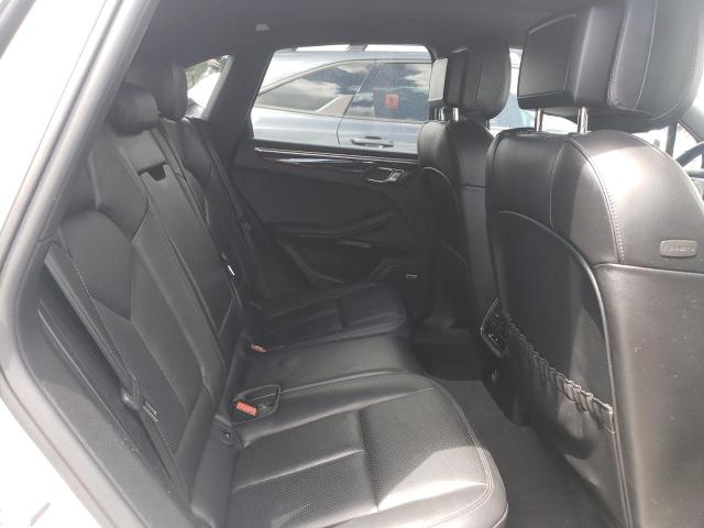 Photo 11 from auction – 2018 PORSCHE MACAN with VIN WP1AA2A51JLB02994