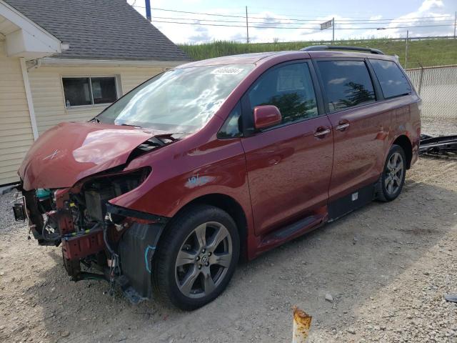 Photo 1 from auction – 2018 TOYOTA SIENNA SE with VIN 5TDXZ3DC5JS943655