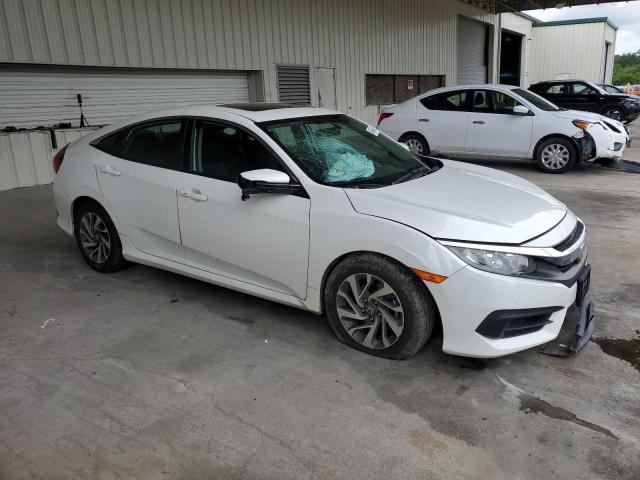 Photo 4 from auction – 2018 HONDA CIVIC EX with VIN 19XFC2F75JE028578