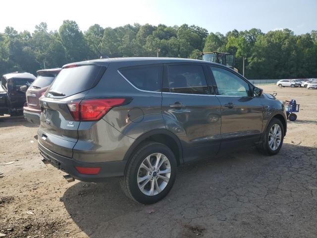 Photo 3 from auction – 2019 FORD ESCAPE SE with VIN 1FMCU0GD6KUC34273