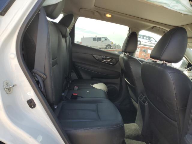 Photo 11 from auction – 2019 NISSAN ROGUE S with VIN 5N1AT2MT9KC719109