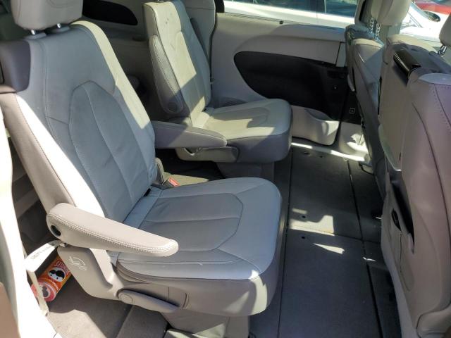 Photo 11 from auction – 2019 CHRYSLER PACIFICA T with VIN 2C4RC1EG4KR645365