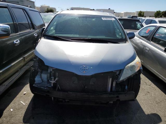 Photo 5 from auction – 2011 TOYOTA SIENNA LE with VIN 5TDKK3DC2BS134629