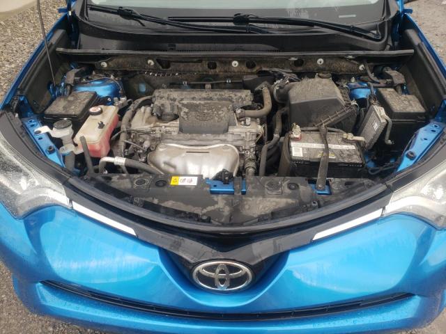 Photo 11 from auction – 2017 TOYOTA RAV4 XLE with VIN JTMRFREV6HJ116095
