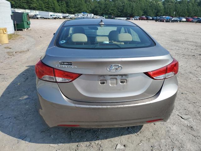 Photo 6 from auction – 2013 HYUNDAI ELANTRA GL with VIN 5NPDH4AE9DH199554
