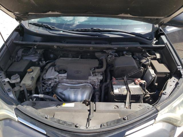 Photo 11 from auction – 2017 TOYOTA RAV4 LE with VIN 2T3ZFREV6HW338007
