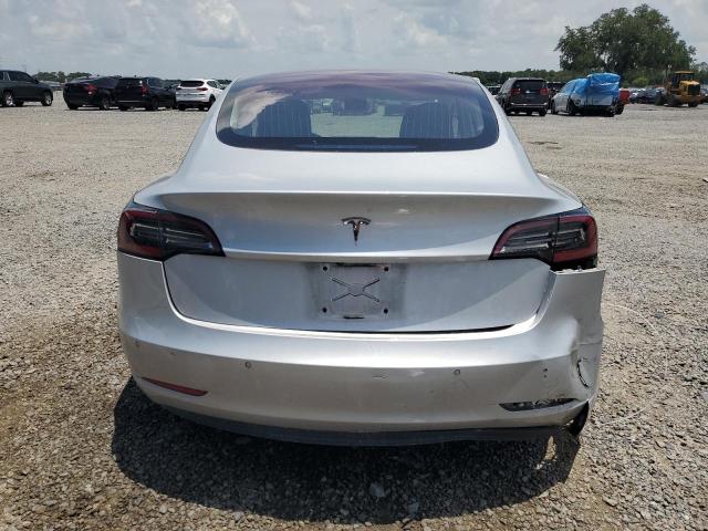 Photo 6 from auction – 2018 TESLA MODEL 3 with VIN 5YJ3E1EA6JF008760