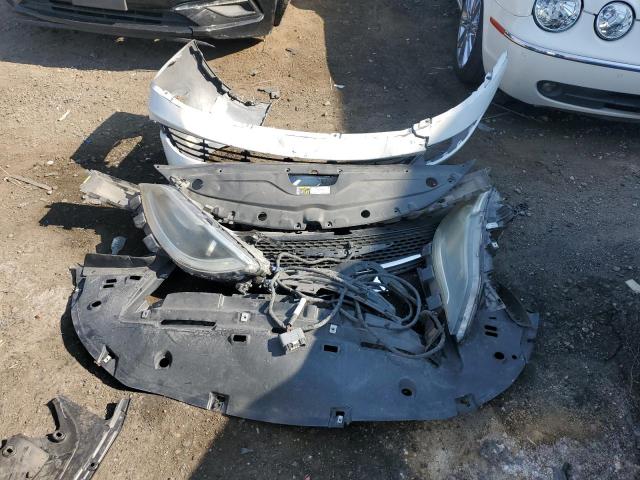 Photo 12 from auction – 2015 CHRYSLER 200 LIMITE with VIN 1C3CCCAB2FN567977
