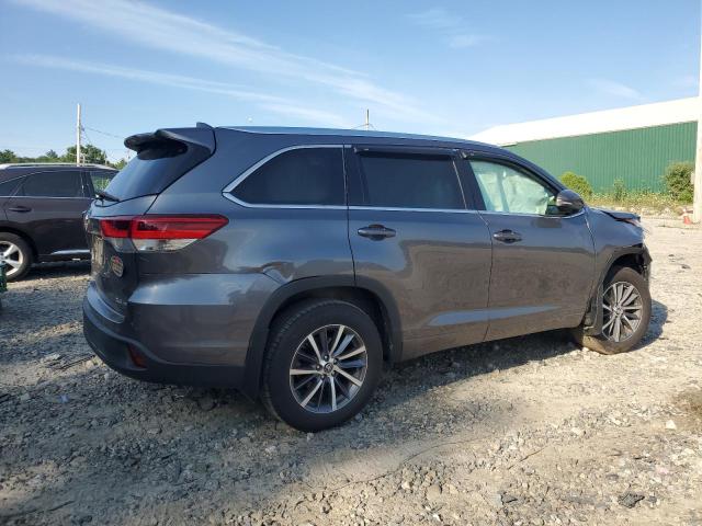 Zdjęcie 3 z aukcji – 2018 TOYOTA HIGHLANDER z VIN 5TDJZRFH3JS524091