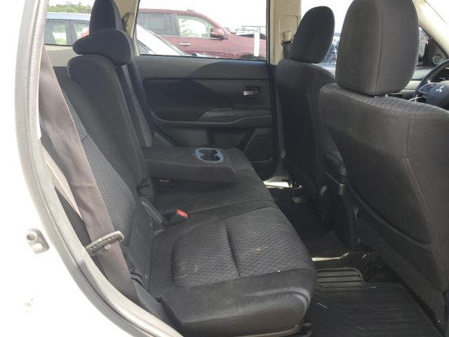 Photo 11 from auction – 2014 MITSUBISHI OUTLANDER with VIN JA4AD3A37EZ013425