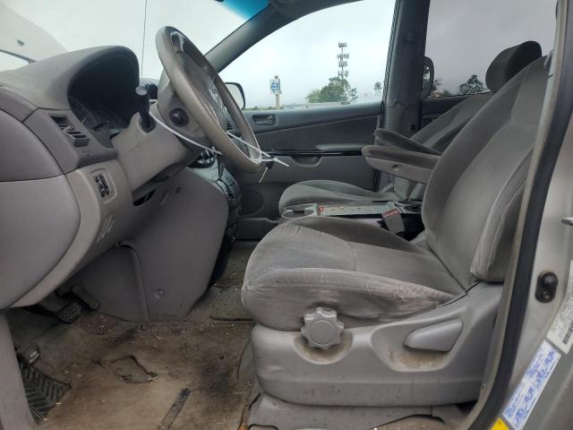 Photo 7 from auction – 2004 TOYOTA SIENNA CE with VIN 5TDZA23C14S102514