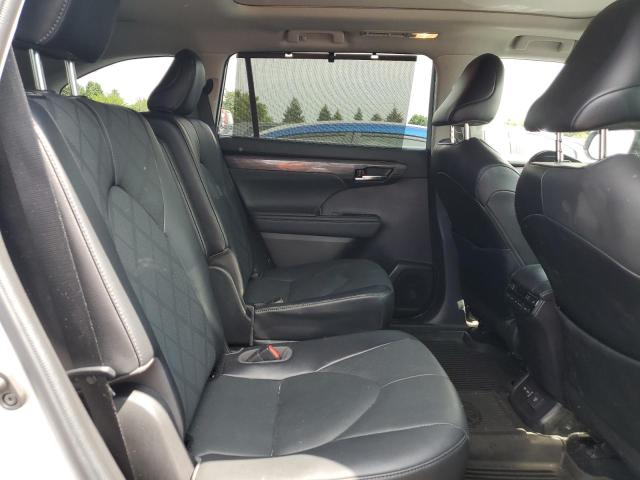 Photo 11 from auction – 2022 TOYOTA HIGHLANDER with VIN 5TDFZRBH2NS186328