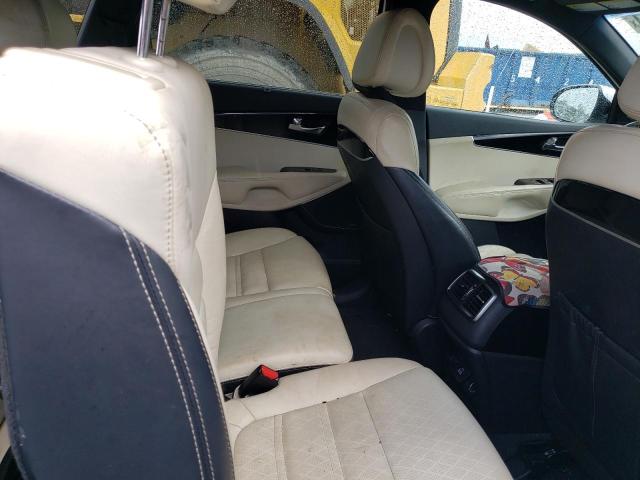 Photo 10 from auction – 2016 KIA SORENTO SX with VIN 5XYPKDA50GG164900