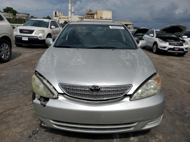 Photo 5 from auction – 2004 TOYOTA CAMRY LE with VIN 4T1BE32K84U894060
