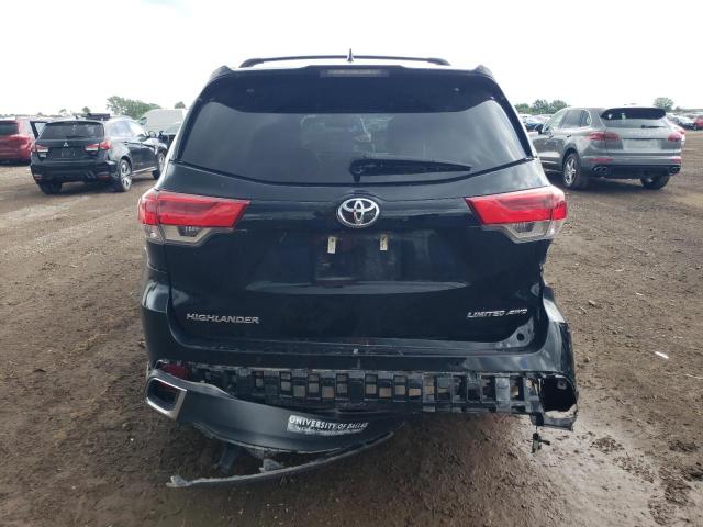 Photo 6 from auction – 2018 TOYOTA HIGHLANDER with VIN 5TDDZRFH9JS841595
