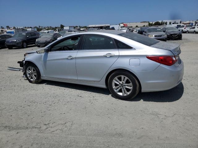 Photo 2 from auction – 2013 HYUNDAI SONATA GLS with VIN 5NPEB4AC3DH741400