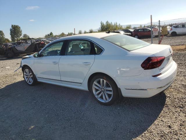 Photo 2 from auction – 2017 VOLKSWAGEN PASSAT SEL with VIN 1VWCT7A35HC042595