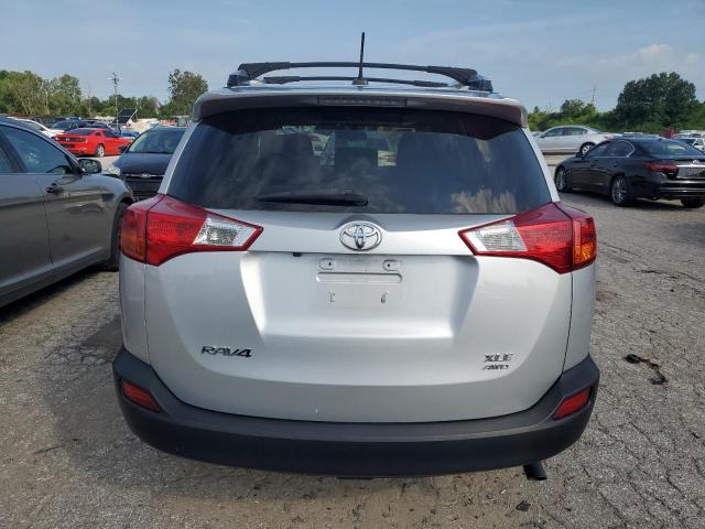 Photo 6 from auction – 2015 TOYOTA RAV4 XLE with VIN JTMRFREV5FD099575