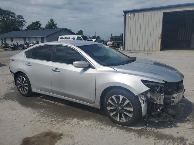 Photo 4 from auction – 2017 NISSAN ALTIMA 2.5 with VIN 1N4AL3AP7HC116885