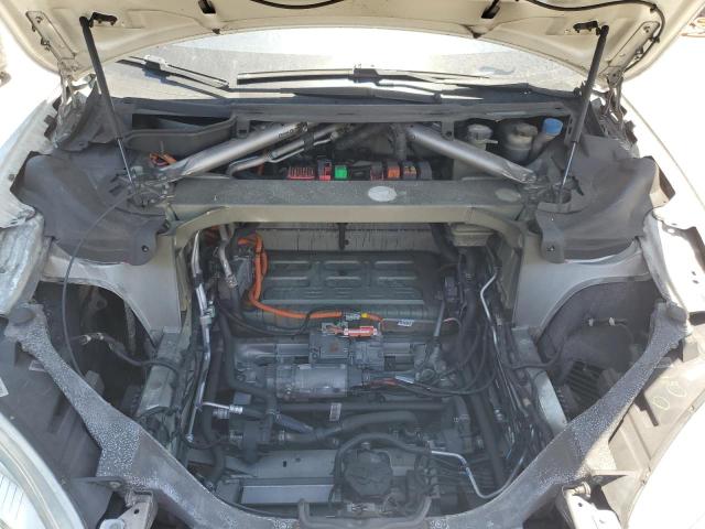 Photo 11 from auction – 2013 TESLA MODEL S with VIN 5YJSA1CG0DFP21768